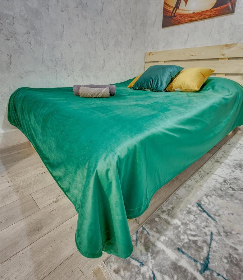 YourHouse на Розыбакиева Утепова Алмати Екстер'єр фото